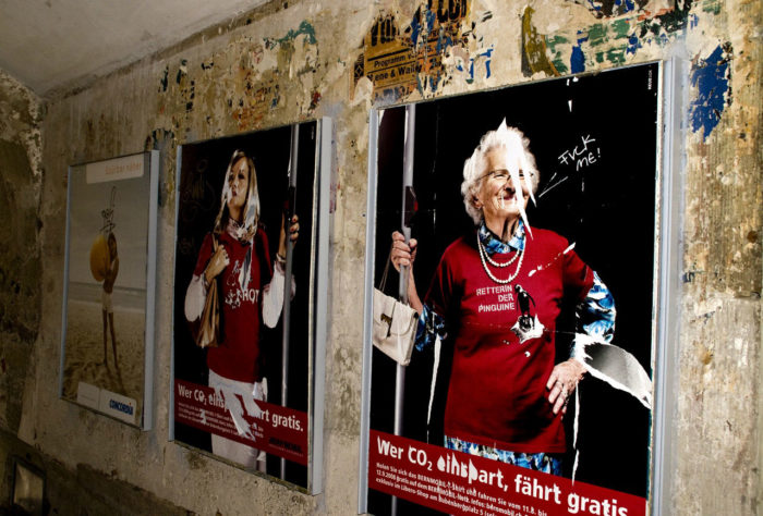 Poster Zettel Berlin