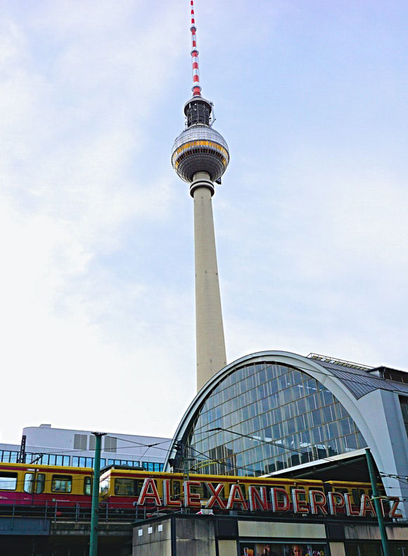 Fernsehturm Alexanderplatz Berlin